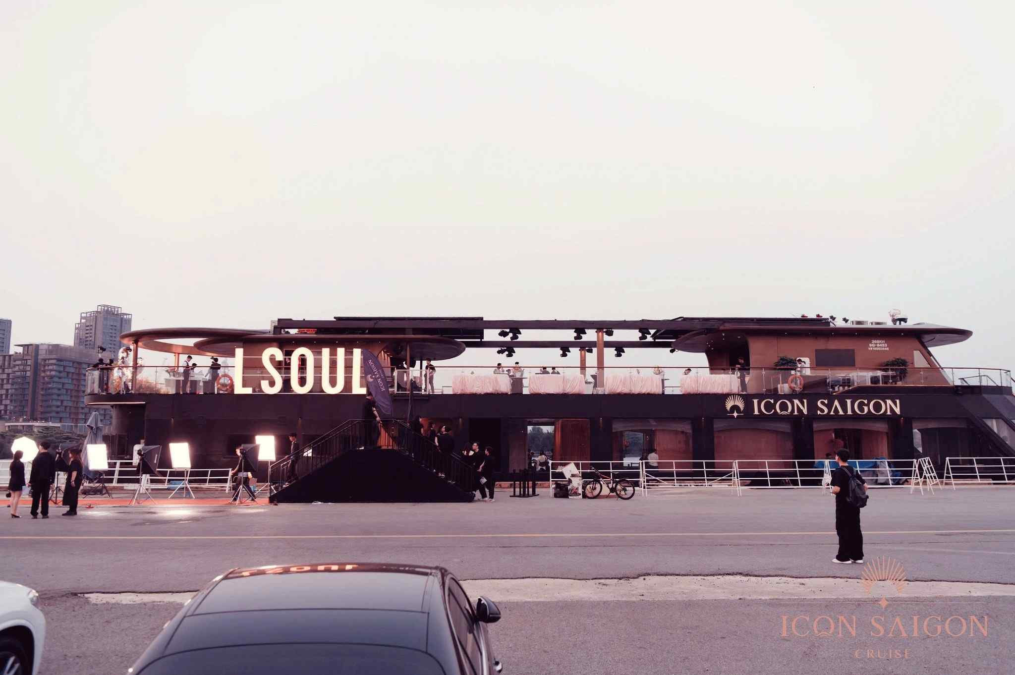ICON-Saigon-Cruise-x-Lsoul-Gathering-Party