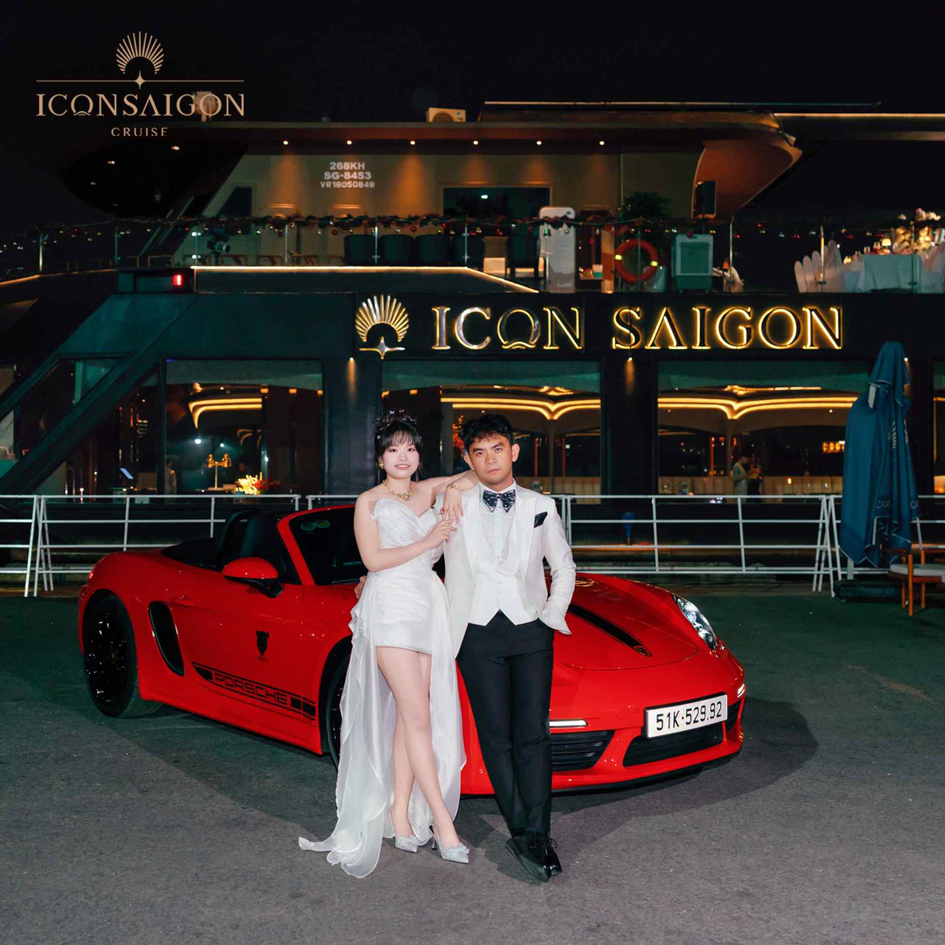 ICON-Saigon-Cruise-Noi-lang-man-hoa-giac-mo-dam-cuoi-tren-du-thuyen-2